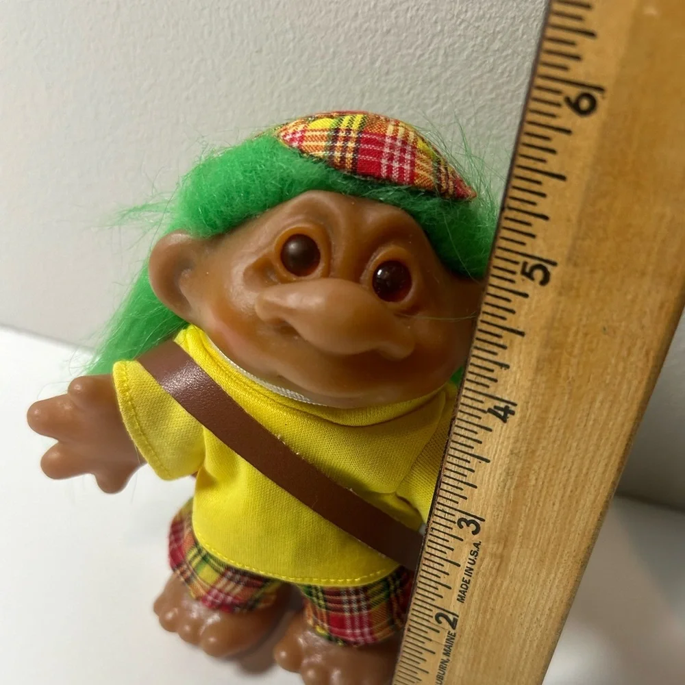 Vintage DAM Mini Plaid Outfit Mini Troll Doll Golfer with Green Hair - Picture 8 of 8
